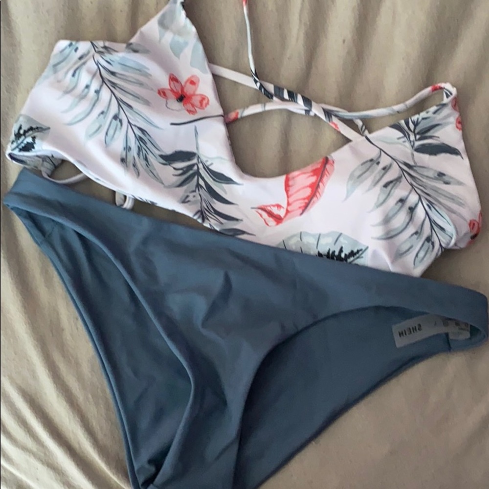 Swim suit